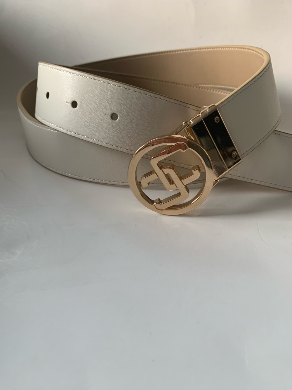 Neutral Beige Leather Belt with Gold Logo Buckle